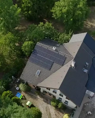 FOTOVOLTAICKÁ ELEKTRÁRNA